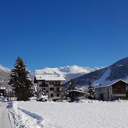 Nei Pra Apartment Bormio